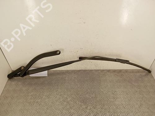 Used Front windshield wiper arm RENAULT SCÉNIC II (JM0/1_) 1.5 dCi (JM1E, JM16) (106 hp) 28345457
