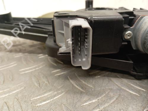 Rudehejsemekanisme Højre foran PEUGEOT 208 II (UB_, UP_, UW_, UJ_) 1.2 PureTech 75 | BP28339146C23 