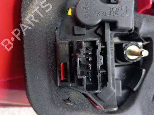 Høyre baklys PEUGEOT 206 CC (2D) 1.6 16V (2DNFUF, 2DNFUR) | BP29545223C35 