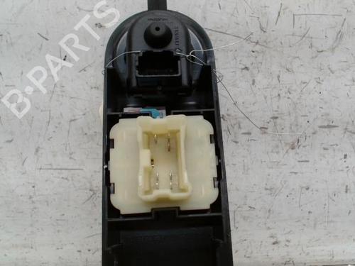 Used Left front window switch Left front window switch RENAULT CLIO IV (BH_) 1.5 dCi 75 (75 hp) 28348901 28348901