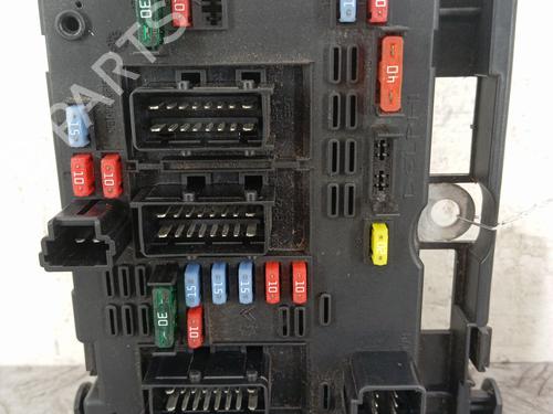 Used Fuse box PEUGEOT 206 Hatchback (2A/C) 1.4 HDi eco 70 (68 hp) 28345543