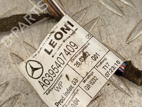 Left mirror MERCEDES-BENZ VITO Bus (W639) 111 CDI (639.701, 639.703, 639.705) | BP31024338C26 