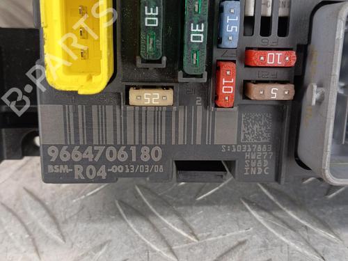 Fuse box PEUGEOT 607 (9D, 9U) 2.7 HDi 24V | BP36542793E1 - Image 3