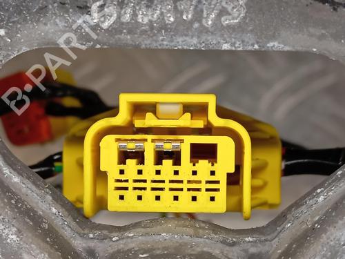 steering-wheel-ds-ds-7-crossback-j4_-jr_-jc_-2017-40173572 main image