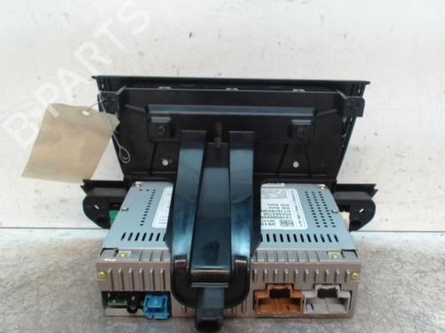 Used Radio OPEL CROSSLAND X / CROSSLAND (P17, P2QO) 1.5 Turbo D (75) (102 hp) 28342389