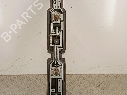 Used Lamp holder RENAULT MASTER III Van (FV) 2.3 dCi 145 FWD (FV0E, FV0F, FV0H, FV02, FV0M, FV0S,... (146 hp) 30888994