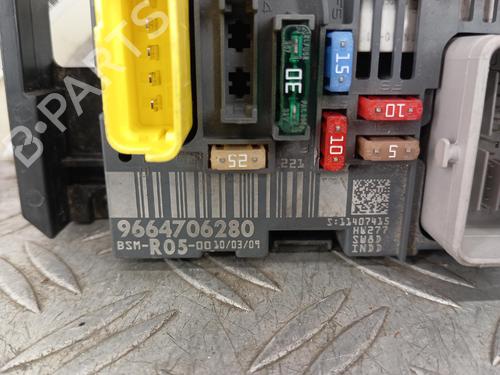 Fuse box PEUGEOT PARTNER MPV (5_, G_) | BP37449989E1 - Image 3