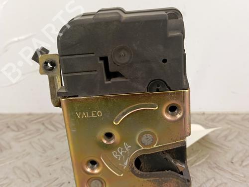 Venstre fortil lås PEUGEOT 206 SW (2E/K) 2.0 HDi (90 hp) 29940459