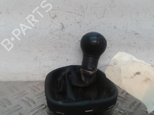 Used Gear lever VW CADDY III Box Body/MPV (2KA, 2KH, 2CA, 2CH) 1.9 TDI (105 hp) 28349010