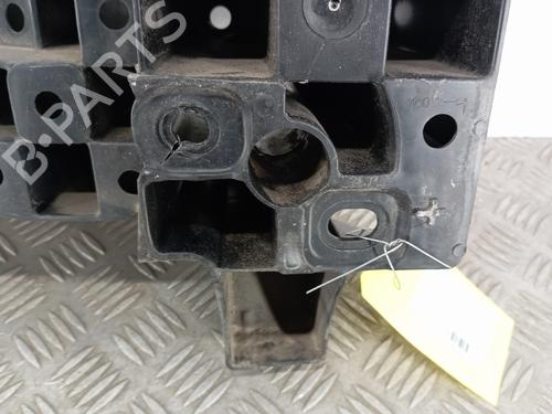 rear-bumper-bracket-renault-clio-iii-br01-cr01-2005-2006-2007-2008-2009-2010-2011-2012-2013-2014-36096768 main image