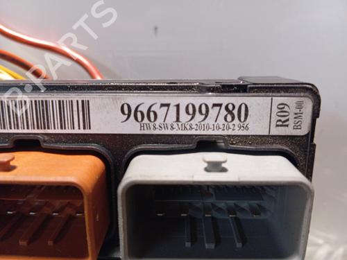 Fuse box CITROËN C3 Picasso (SH_) 1.6 HDI 90 | BP28338380E1