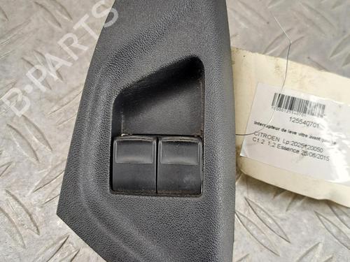 Used Left front window switch Left front window switch 36817758 36817758