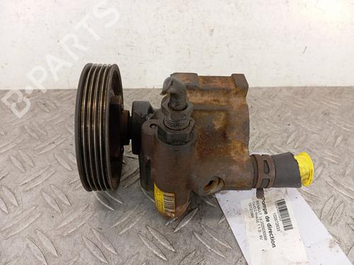 Used Steering pump Steering pump RENAULT CLIO II (BB_, CB_) 1.2 (BB0A, BB0F, BB10, BB1K, BB28, BB2D, BB2H, CB0A,... (58 hp) 28337496 28337496