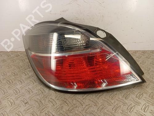 Used Left taillight OPEL ASTRA H (A04) 1.9 CDTI (L48) (150 hp) 32776908