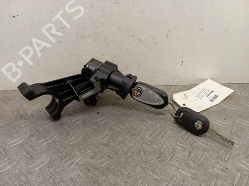 Used Ignition barrel ALFA ROMEO MITO (955_) 1.3 MultiJet (955AXP1A, 955AYC1A) (95 hp) 28339189