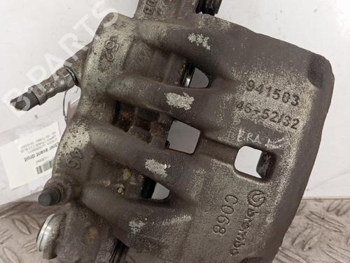 Højre bremsekaliber foran CITROËN JUMPER II Van 2.2 BlueHDi 165 (165 hp) 29635275