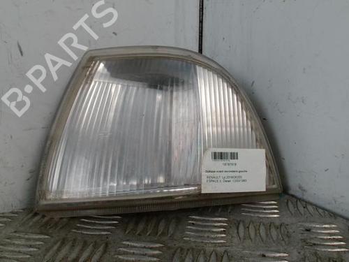 Used Left front indicator RENAULT ESPACE II (J/S63_) 2.1 TD (J633, J634, J/S635, J/S63D) (88 hp) 28345267