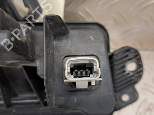right-daytime-light-peugeot-308-i-4a_-4c_-2007-2008-2009-2010-2011-2012-2013-2014-2015-2016-37865819 main image