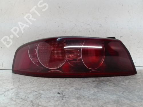Farolim esquerdo Farolim esquerdo ALFA ROMEO 159 (939_) 2.0 JTDM (939AXP1B) (170 hp) 28342500 28342500