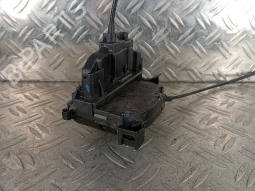 Venstre fortil lås RENAULT MEGANE III Grandtour (KZ0/1) 1.5 dCi (KZ09, KZ0D, KZ1G, KZ29, KZ14, KZ1W, KZ10, KZ1F,... (110 hp) 32371290