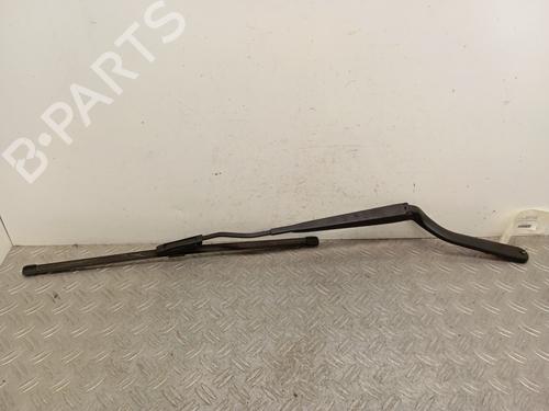 Used Front windshield wiper arm RENAULT TWINGO III (BCM_, BCA_) 1.0 SCe 70 (BCMB) (69 hp) 28346083