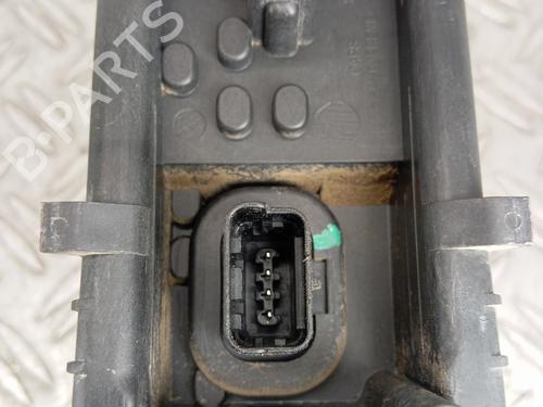 Lamp holder PEUGEOT 5008 (0U_, 0E_) 2.0 HDi 150 / BlueHDi 150 | BP28347945L10 
