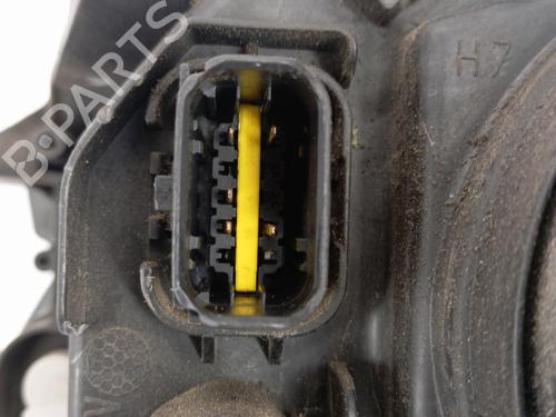 Right headlight PEUGEOT 508 SW I (8E_) 2.0 HDi | BP31654347C29 