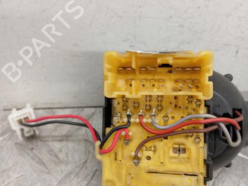 switch-renault-captur-i-j5_-h5_-2013-28337650 main image