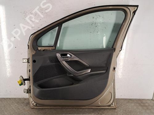 right-front-door-peugeot-2008-i-cu_-2013-39759431 main image