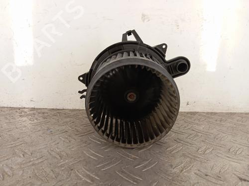 Ventilator motor RENAULT CAPTUR I (J5_, H5_) 1.2 TCe 120 (118 hp) 28348222