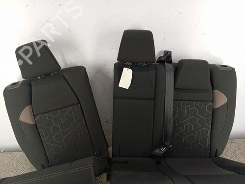 Rear seat PEUGEOT 2008 I (CU_) 1.2 VTi | BP29912899C17