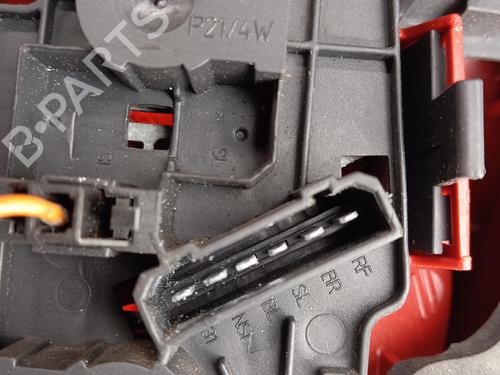 Right taillight VW PASSAT B5.5 Variant (3B6) 1.9 TDI | BP35923980C35 - Image 2