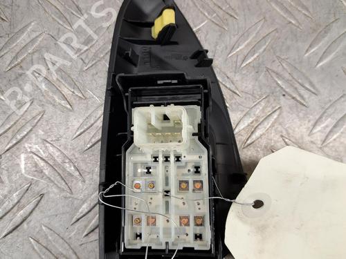 Used Left front window switch Left front window switch 39212951 39212951