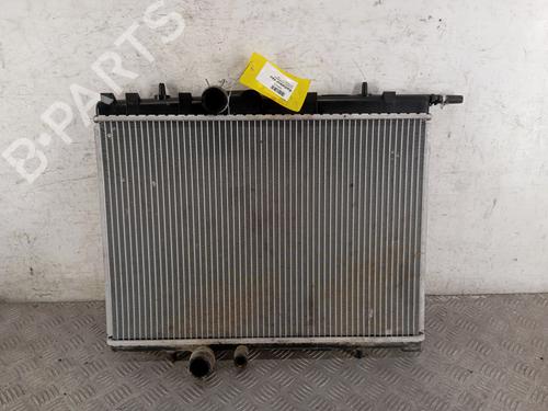Used Water radiator PEUGEOT 307 (3A/C) 1.6 16V (109 hp) 28341582