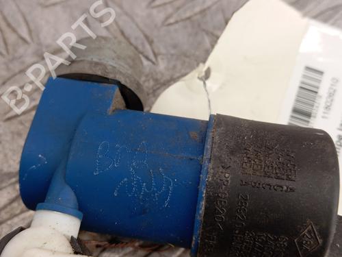 Used Washer pump Washer pump RENAULT CLIO III (BR0/1, CR0/1) 1.5 dCi (C/BR0G, C/BR1G) (68 hp) 31829878 31829878