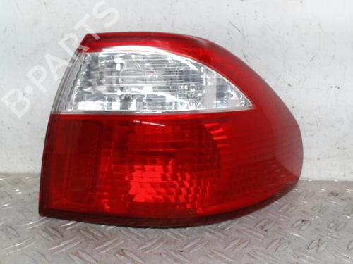 Højre baglygte MAZDA 626 V Hatchback (GF) 2.0 TD (GFFP) (110 hp) 28340516
