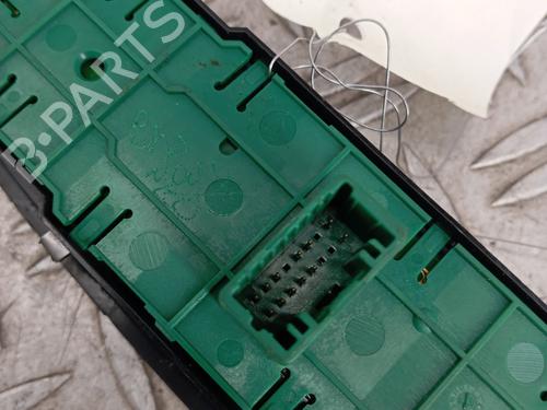 Left front window switch RENAULT LAGUNA Coupe (DT0/1) 2.0 dCi (DT01, DT08, DT09, DT0K, DT12, DT1C, DT1D, DT1M,... | BP29760431I27