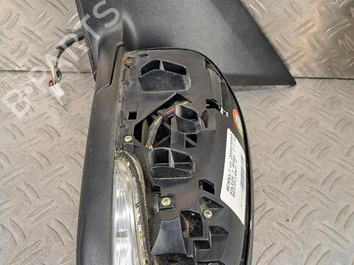 Used Left mirror Left mirror 36789433 36789433