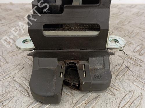 Used Tailgate lock VW GOLF PLUS V (5M1, 521) 1.9 TDI (105 hp) 32759657