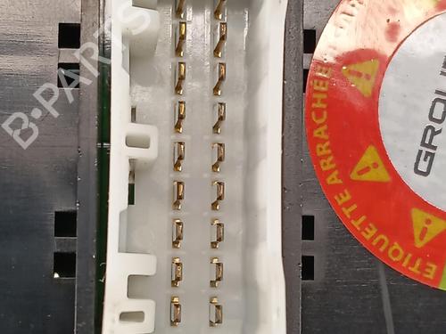 Left front window switch HYUNDAI i20 II (GB, IB) 1.2 | BP37240536I27 - Image 4