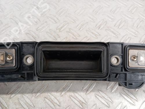 Used Tailgate handle Tailgate handle VW GOLF PLUS V (5M1, 521) 1.9 TDI (105 hp) 29888828 29888828
