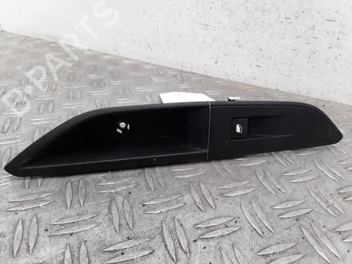 Used Left rear window switch PEUGEOT 3008 II SUV (MC_, MR_, MJ_, M4_) 2.0 BlueHDi 150 (MJAHXH, MJAHXV, MJAHXG, MJAHSH, MJAHRH,... (150 hp) 28339272
