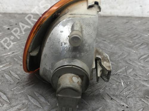 Pisca frente esquerdo Pisca frente esquerdo VW CADDY II MPV (9K9B) 1.6 (75 hp) 28348770 28348770