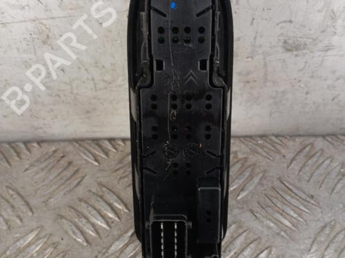 Used Left front window switch Left front window switch CITROËN C3 II (SC_) 1.4 HDi 70 (SC8HZC, SC8HR0, SC8HP4) (68 hp) 28341440 28341440