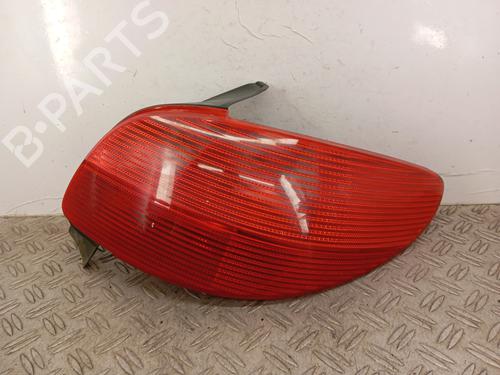 Used Right taillight PEUGEOT 206 Hatchback (2A/C) 1.1 i (60 hp) 29867769