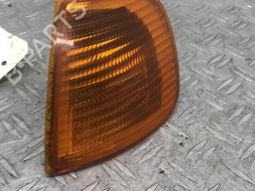 Used Left front indicator VW CADDY II MPV (9K9B) 1.6 (75 hp) 28348770