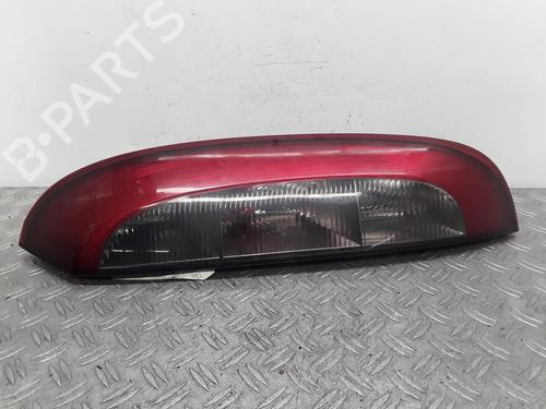 Używane Lampa tylna prawa OPEL CORSA C (X01) 1.2 (F08, F68) (75 hp) 28337854