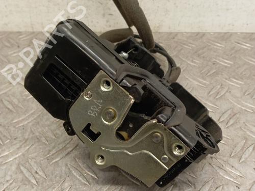 Used Front left lock CHEVROLET CAPTIVA (C100, C140) 2.2 D 4WD (184 hp) 28346319