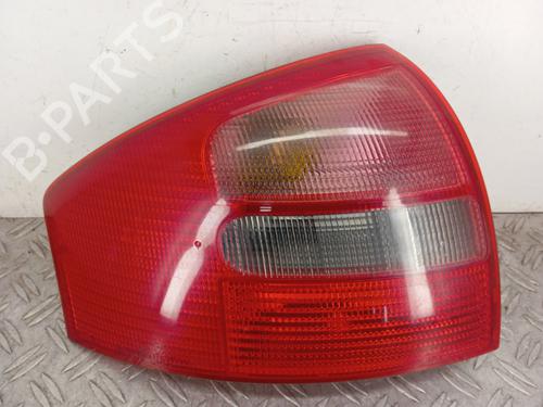 Używane Lampa tylna lewa AUDI A6 C5 (4B2) 1.9 TDI (110 hp) 28338744