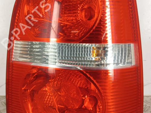 Højre baglygte VW TOURAN (1T1, 1T2) 1.9 TDI (105 hp) 32854446